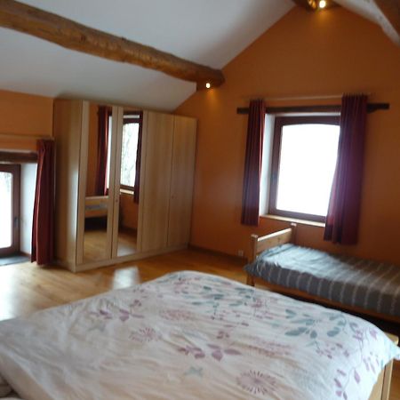 gîte Le cheval ardennais Gouvy Buitenkant foto